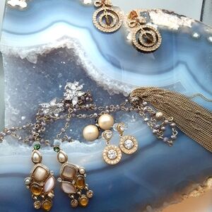 Five Pair of Earrings+